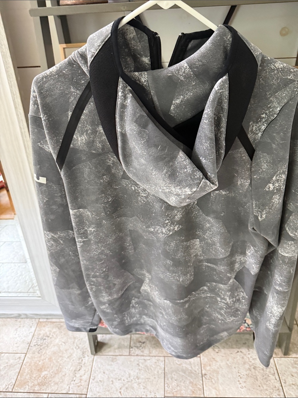 Nike Gray and White Camouflage Zip-Up Hoodie - Picture 5 of 5